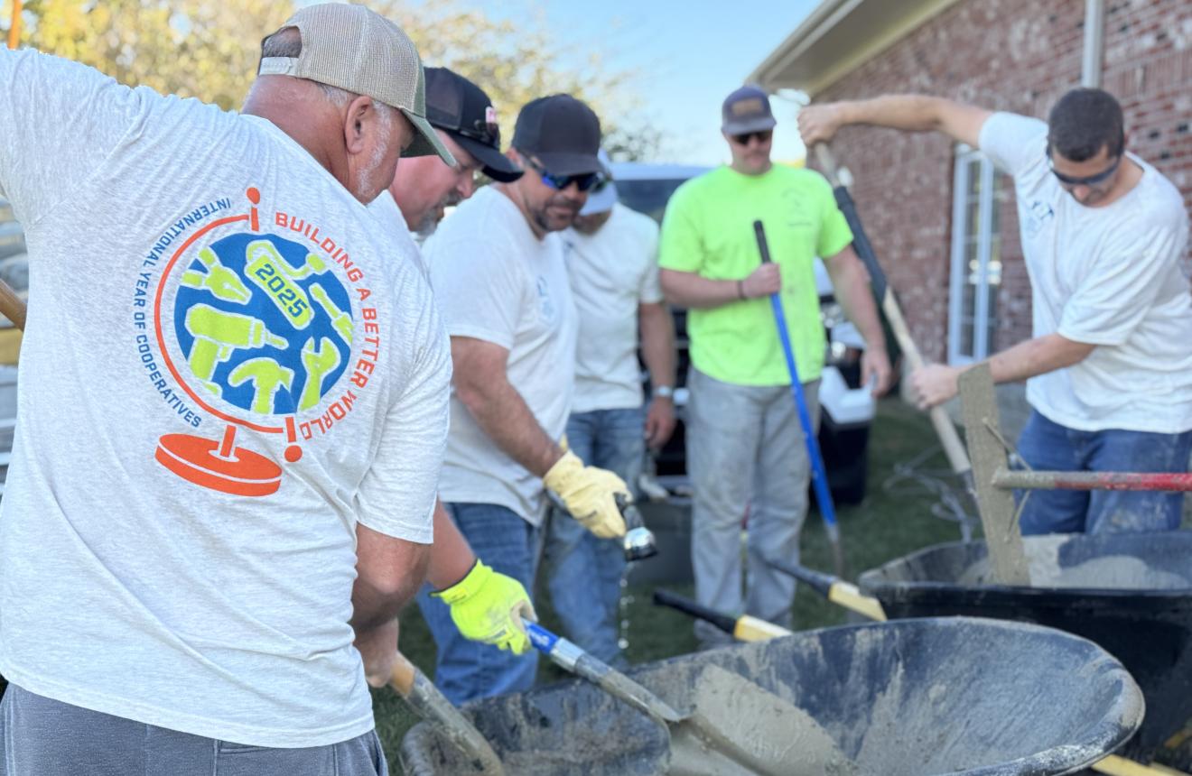 Hendricks Power Hosts Co-op Community Service Day